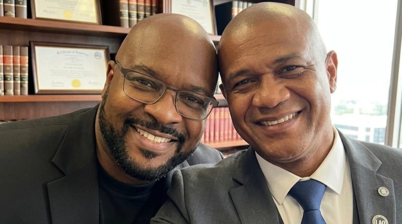 ADVOGADO PAULO FIGUEIREDO E PASTOR WASHINGTON OLIVEIRA LANÇAM CURSO JURÍDICO VOLTADO AO PÚBLICO EVANGÉLICO EM MACAÉ*